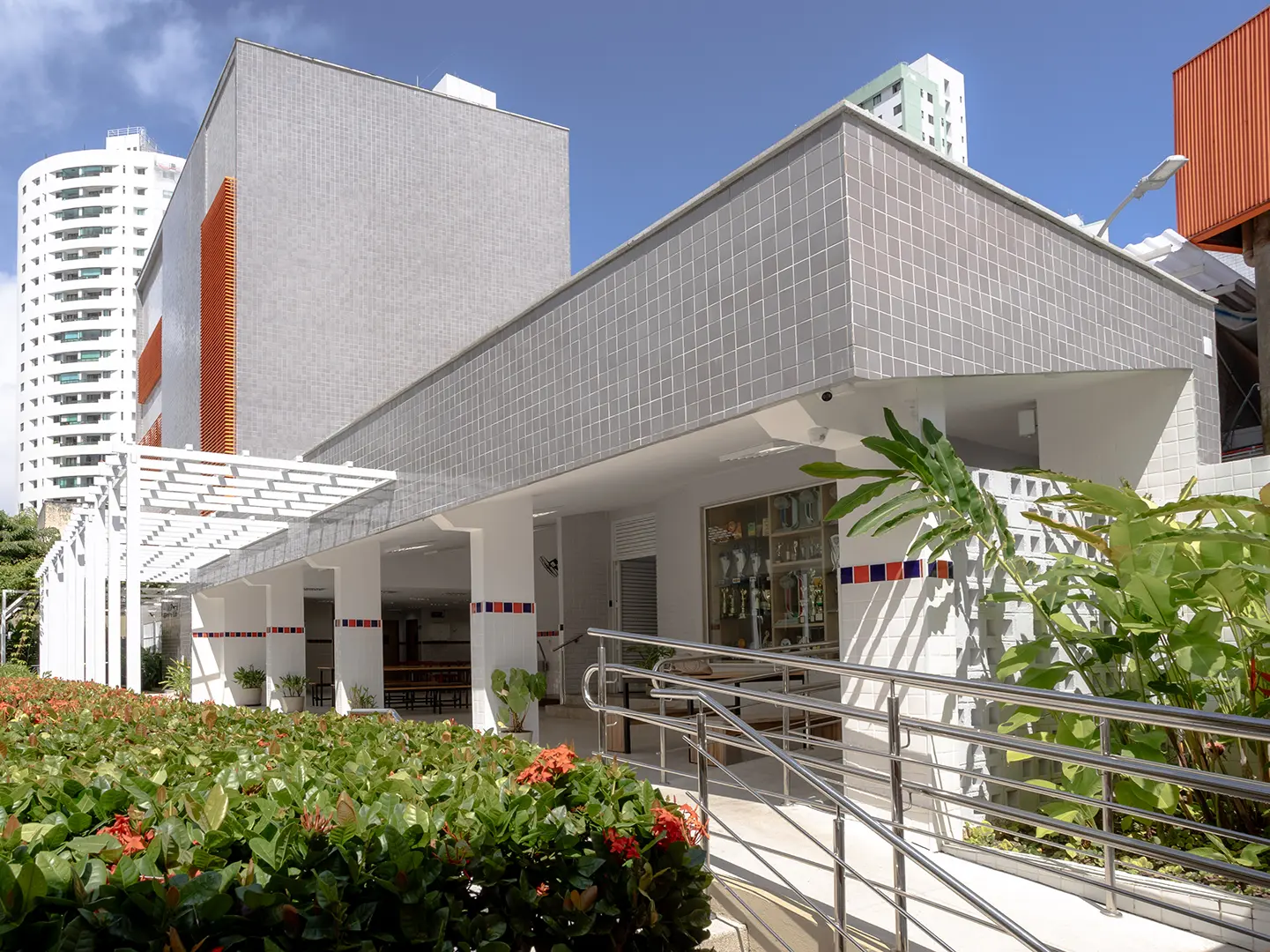 Prédio do Ensino Médio do Colégio Equipe